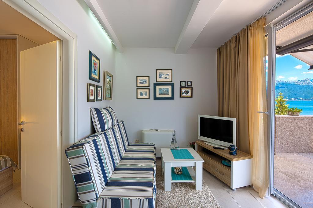 טיווט Aruba Apartments מראה חיצוני תמונה
