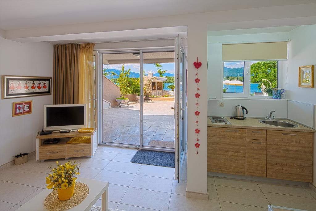 טיווט Aruba Apartments מראה חיצוני תמונה