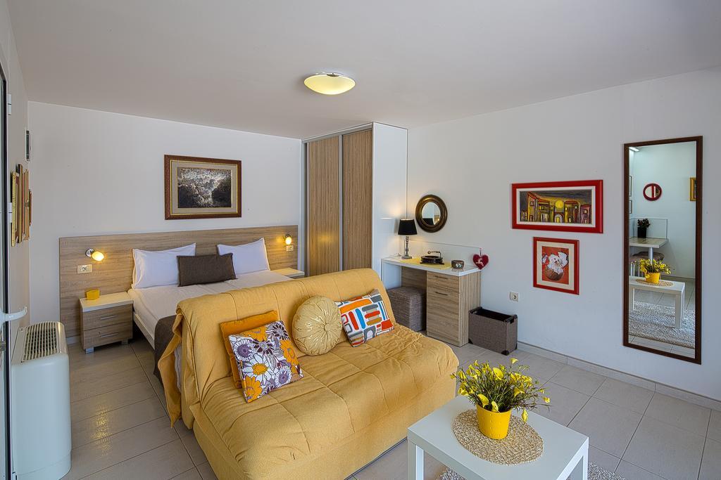 טיווט Aruba Apartments מראה חיצוני תמונה