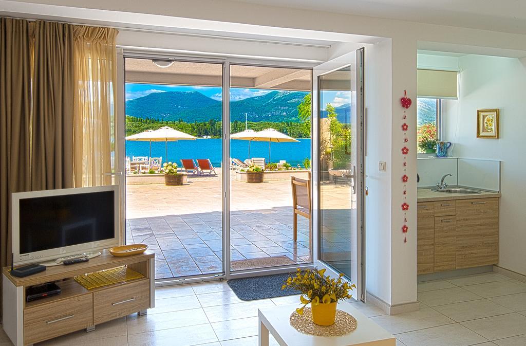 טיווט Aruba Apartments מראה חיצוני תמונה