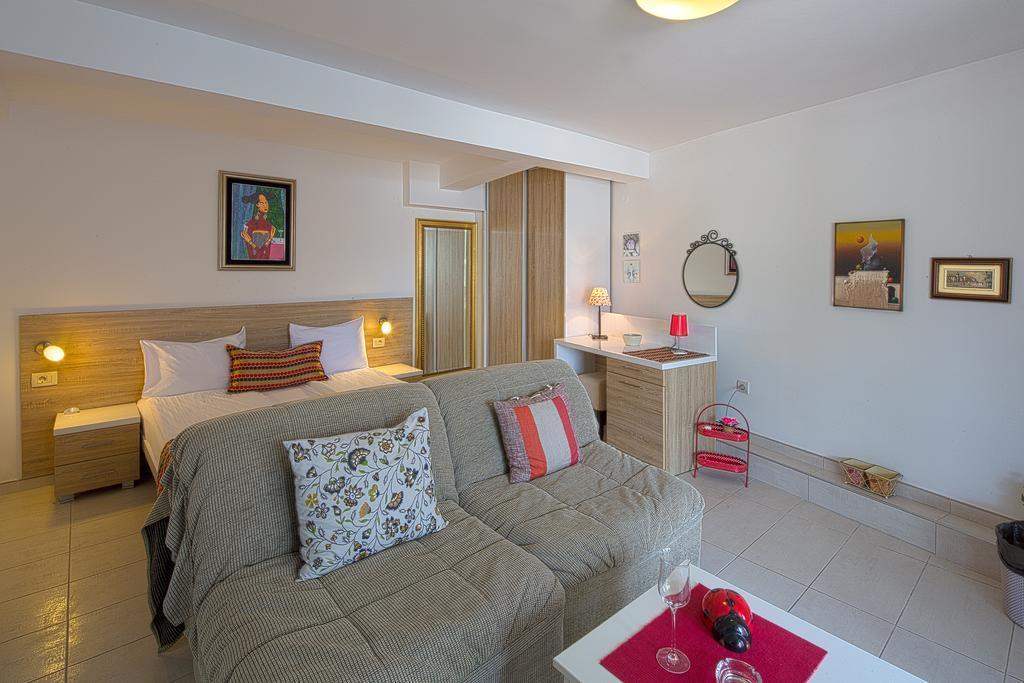 טיווט Aruba Apartments מראה חיצוני תמונה
